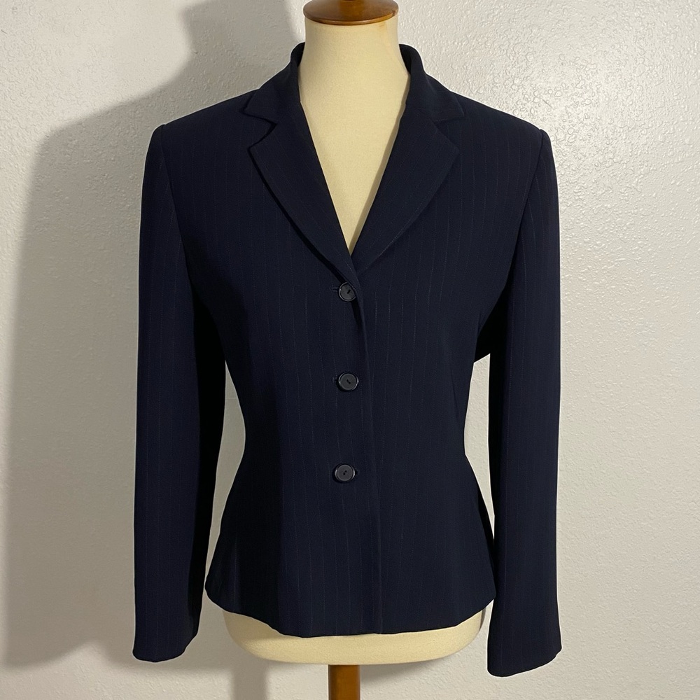 Larry Levine Navy Blue Pinstripe Jacket Women’s Size 10P 3-Button Lined Blazer